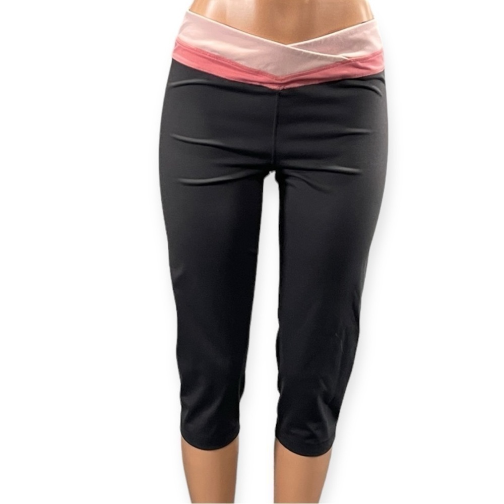 Victoria's Secret VSX Sport Tight Fit ACTIVE Capri Leggings Size S